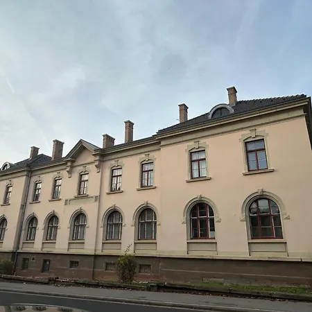 Apartment Aab 80qm Mit 2 Schlafzimmern, Self-check-in Mit Wlan Und Gratis Parkplatz Am Haus Bad Kissingen