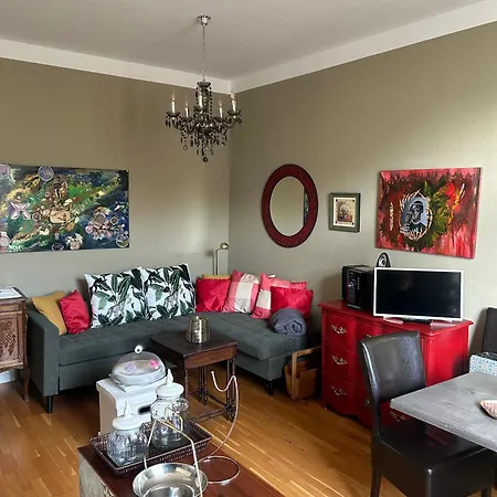 Aab 80qm Mit 2 Schlafzimmern, Self-check-in Mit Wlan Und Gratis Parkplatz Am Haus Apartment *