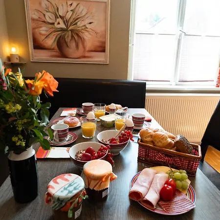 Aab 80qm Mit 2 Schlafzimmern, Self-check-in Mit Wlan Und Gratis Parkplatz Am Haus Apartament