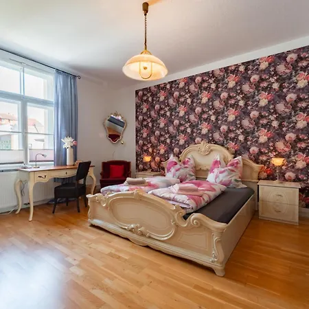 Apartament Aab 80qm Mit 2 Schlafzimmern, Self-check-in Mit Wlan Und Gratis Parkplatz Am Haus
